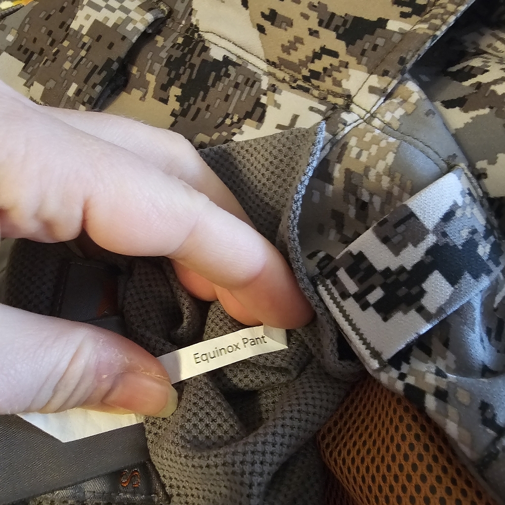 New Men's Camouflage Sitka Pants - Picture 3 of 4